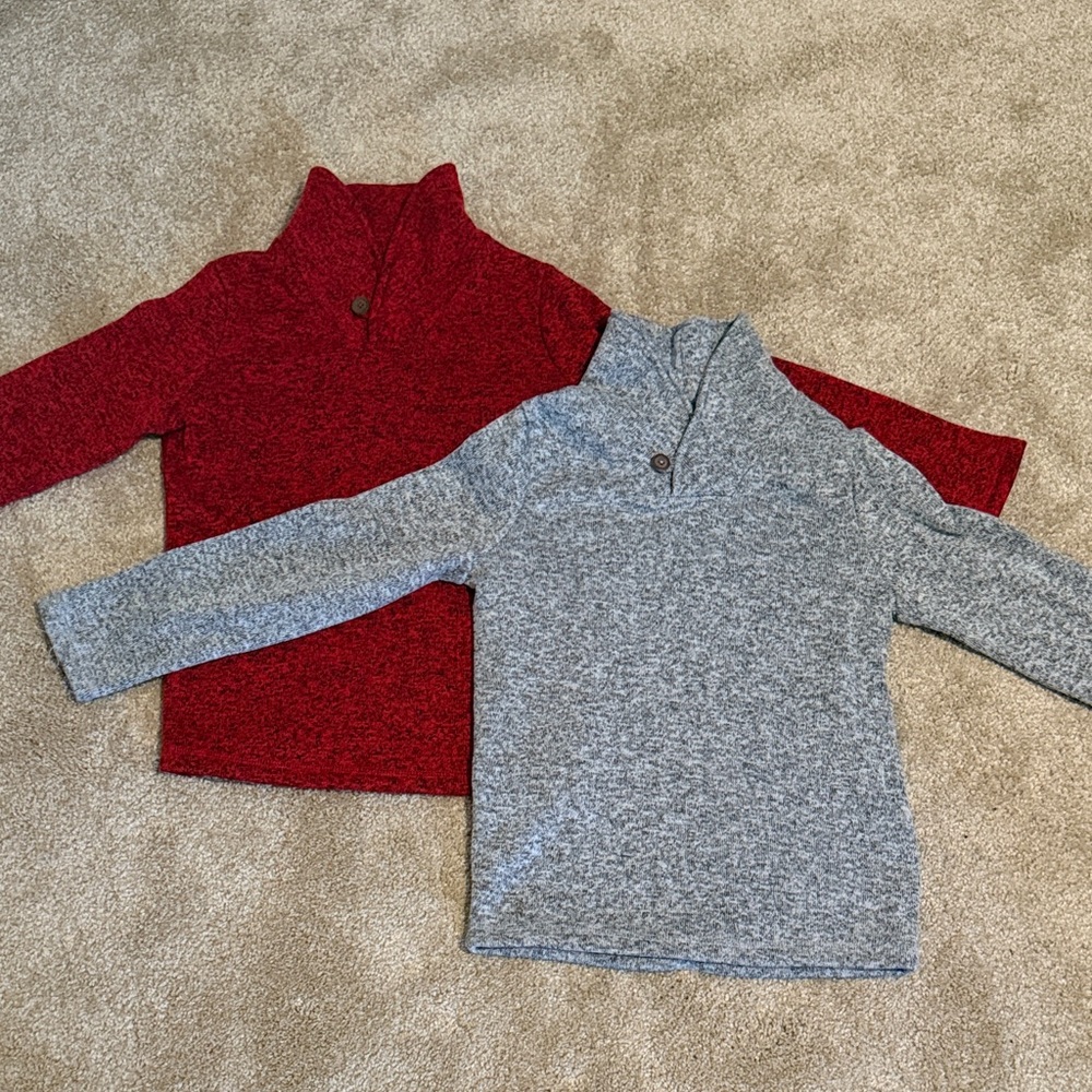 Cozy Kids' Pullover Sweater. Red and Gray. Size 7. EUC. Boys. Hardly wore